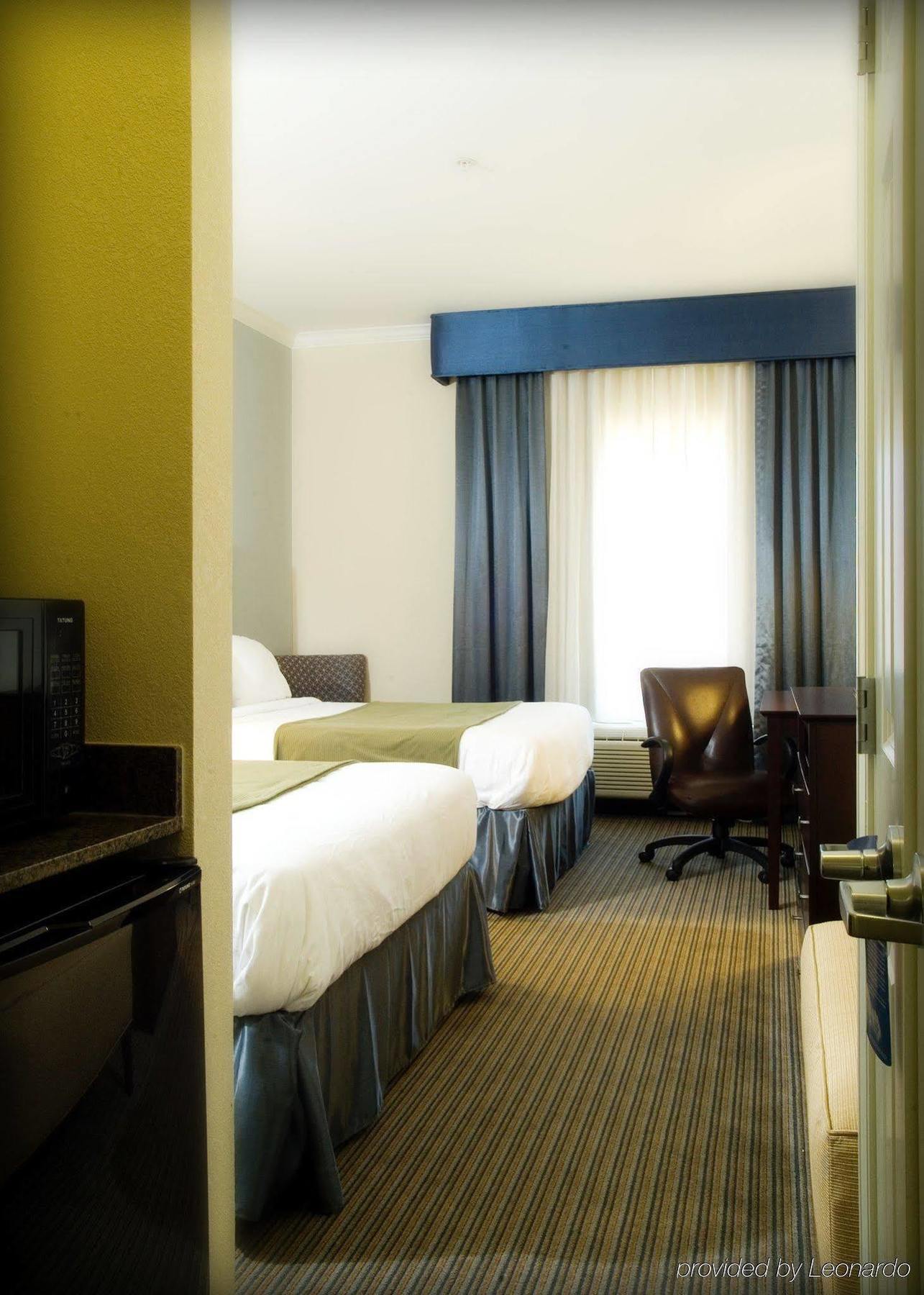 Holiday Inn Express Hotel & Suites New Iberia - Avery Island By Ihg Екстериор снимка